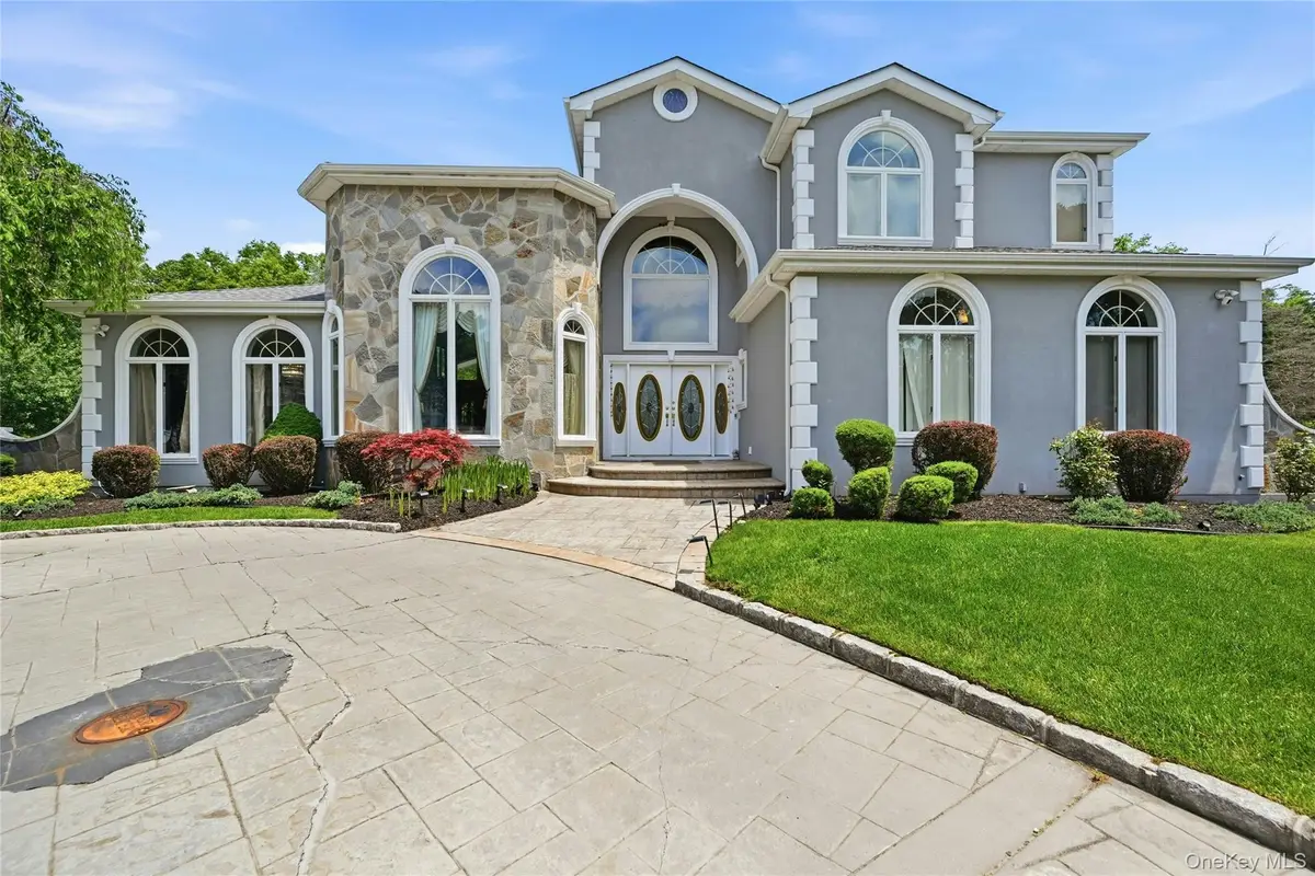12 Phillips Lane, Lake Grove, NY 11755 - #1