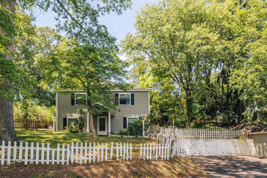 33 Port Washington Road, Sound Beach, NY 11789 - #3