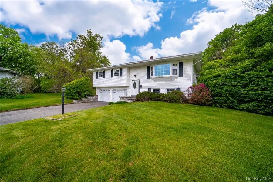 2 Blue Hills Court, Saugerties, NY 12477 - #2