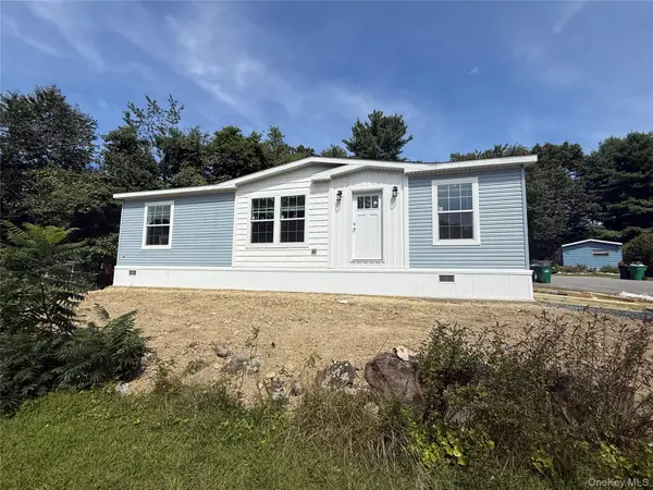 114 Forest Park (aka Hubert St), Wallkill, NY 12589