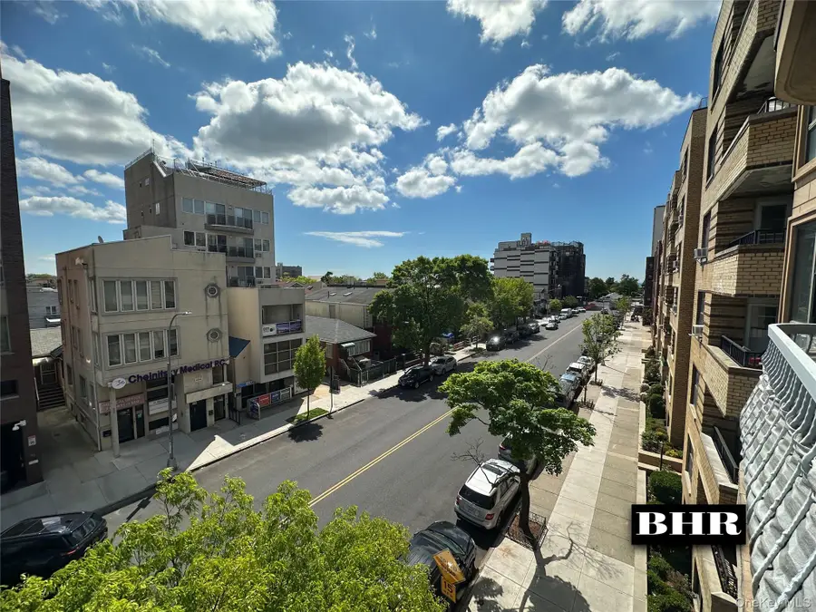 134 W End Avenue #4A, Brooklyn, NY 11235 - #2
