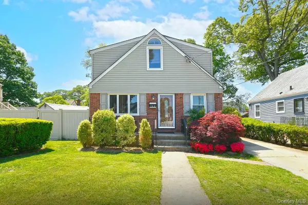 548 Stratford Road, South Hempstead, NY 11550