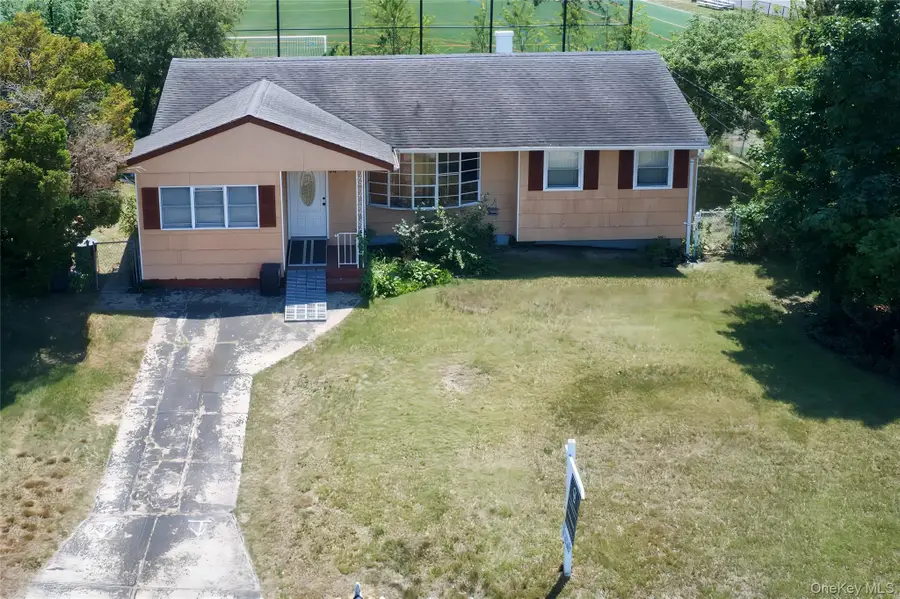 36 Jackson Avenue, Centereach, NY 11720 - #2