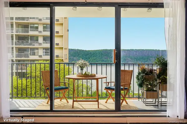 1120 Warburton Avenue #3F, Yonkers, NY 10701