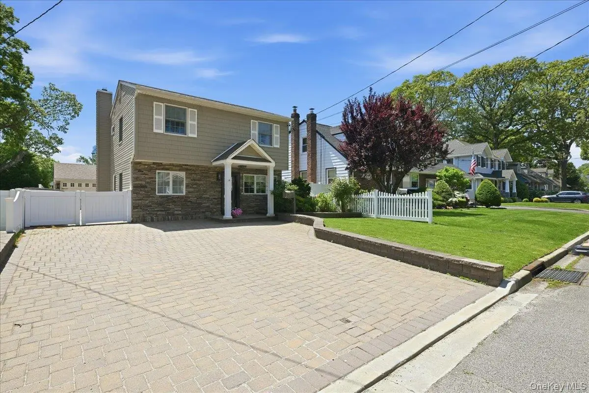 1924 Carroll Avenue, Merrick, NY 11566 - #1
