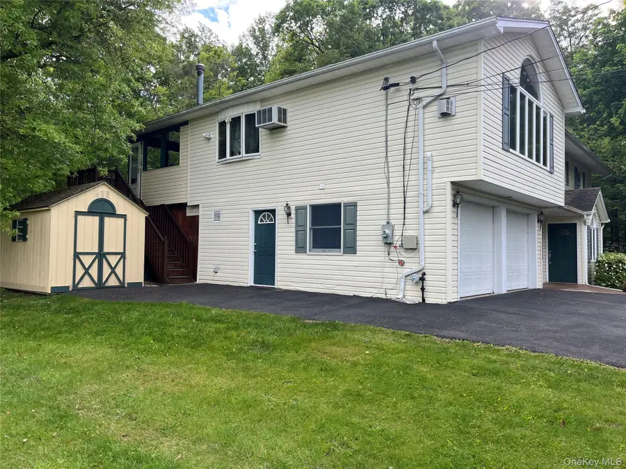 143 Pineview Avenue, Bardonia, NY 10954 - #3