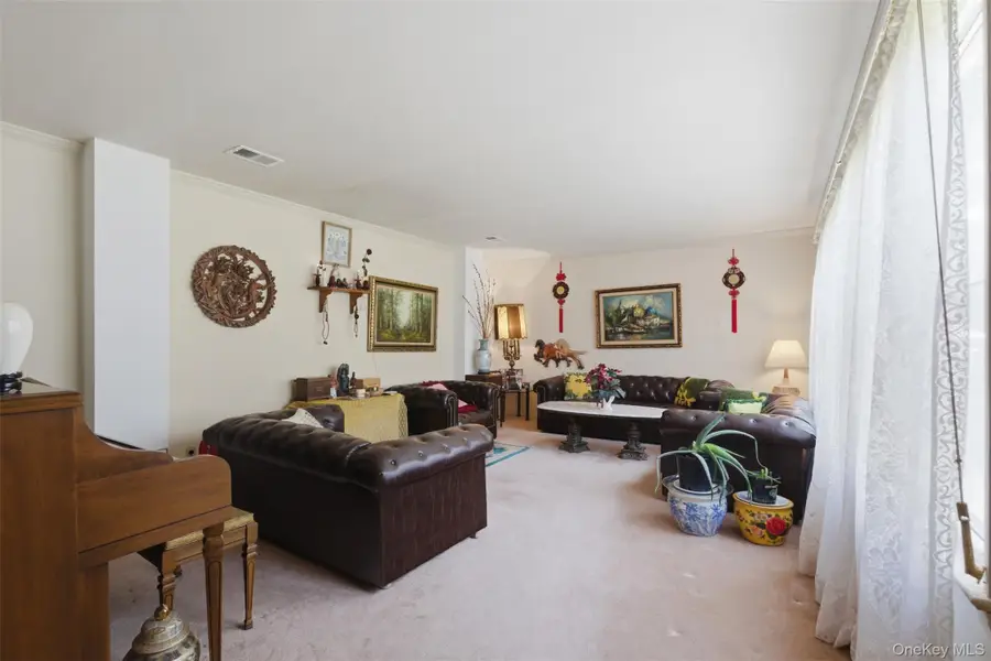2 Mallard Drive, West Nyack, NY 10994 - #3