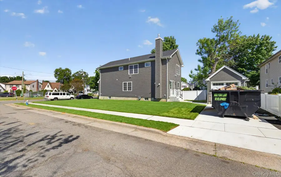 250 Bennett Avenue, Hempstead, NY 11550 - #3