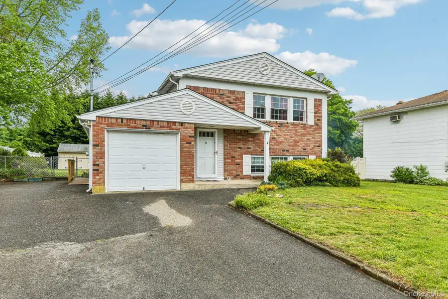 319 Rockaway Street, Islip Terrace, NY 11752 - #2