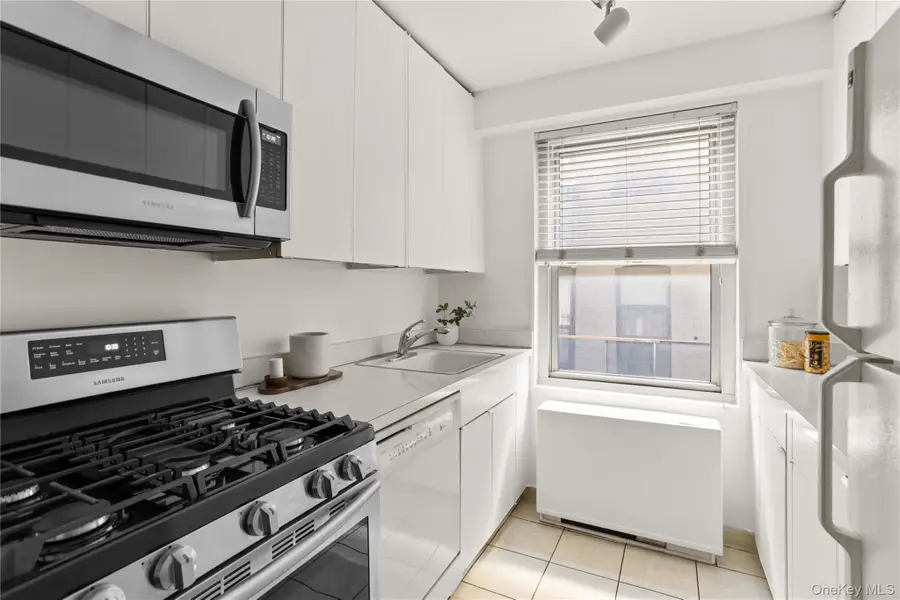 370 E 76th Street #A506, Manhattan, NY 10021 - #3