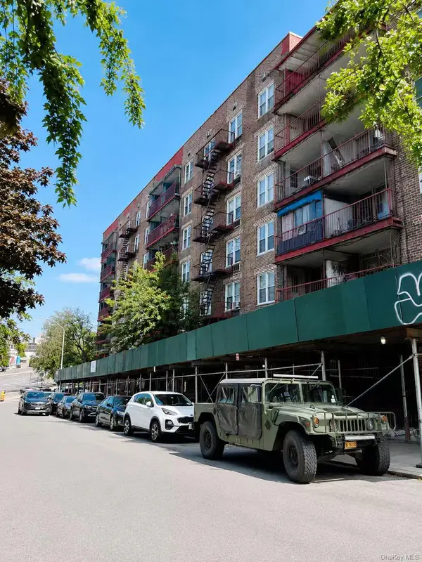 8616 60th Avenue #3P, Elmhurst, NY 11373