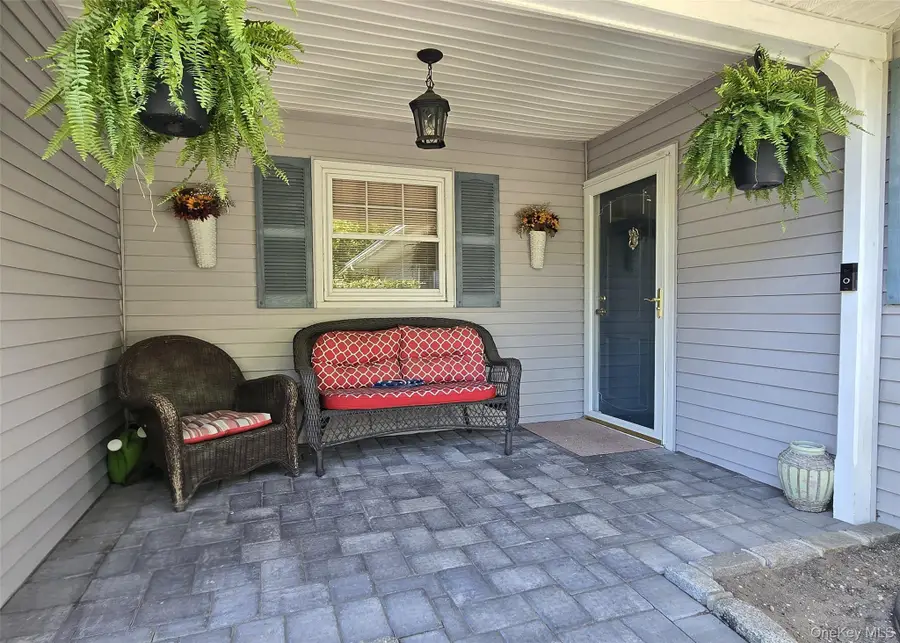 36 Holly Hill Lane, Coram, NY 11727 - #2