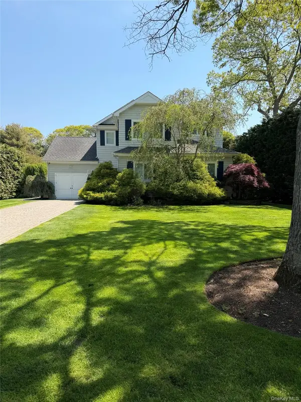 90 Rogers Avenue, Westhampton Beach, NY 11978