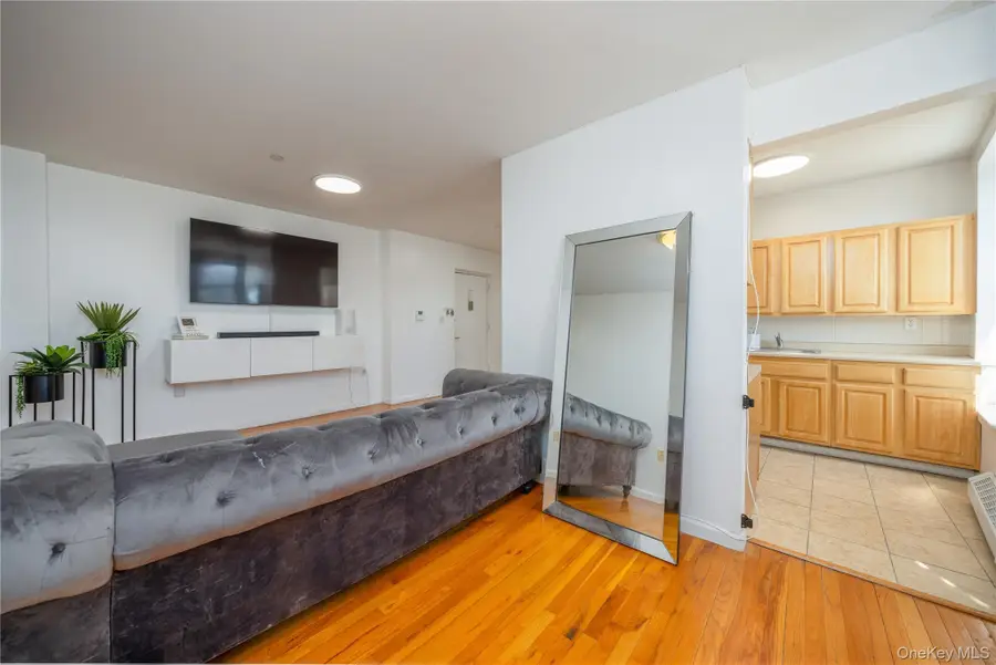 2023 Belmont Avenue #5C, Bronx, NY 10457 - #3