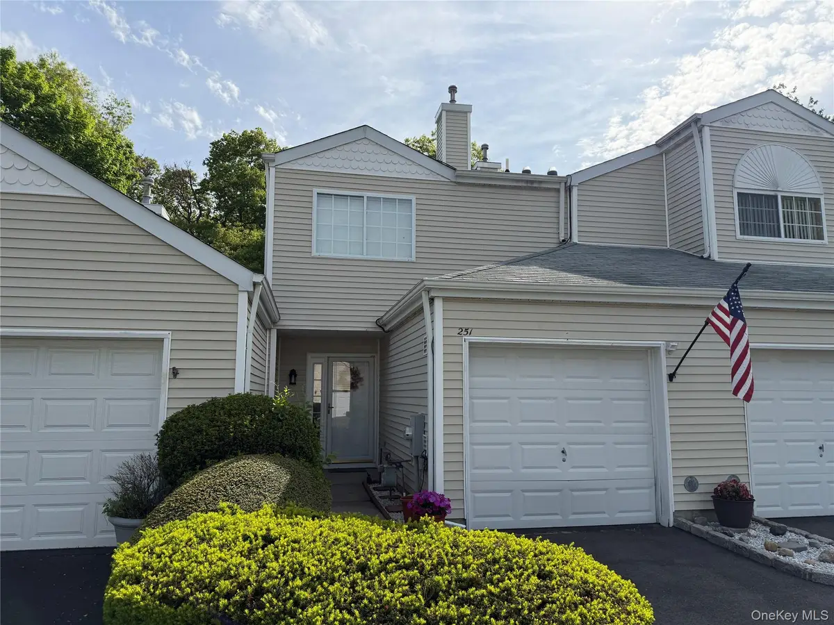 251 Barn Swallow Court, Manorville, NY 11949 - #1