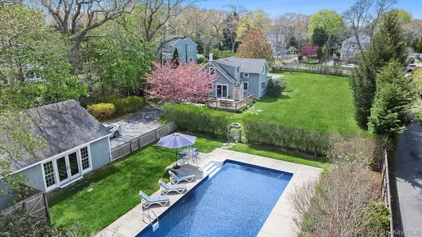 24 Baycrest Avenue, Westhampton, NY 11977