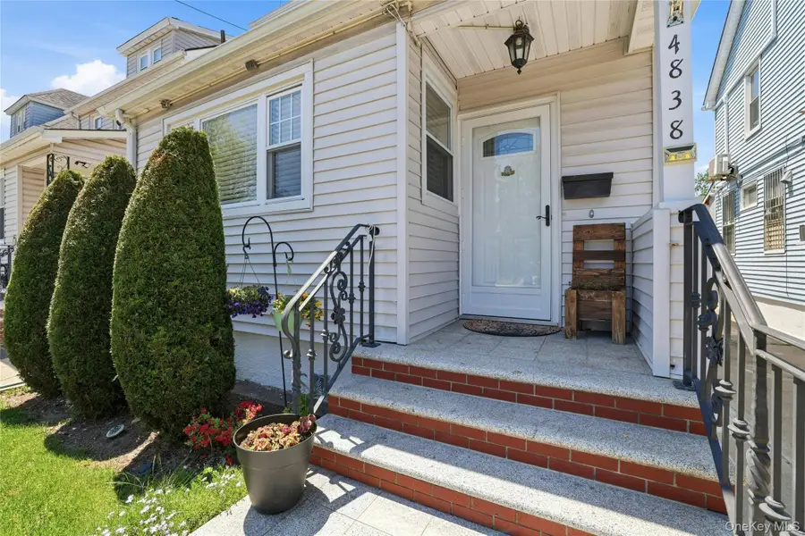 4838 207th Street, Oakland Gardens, NY 11364 - #3