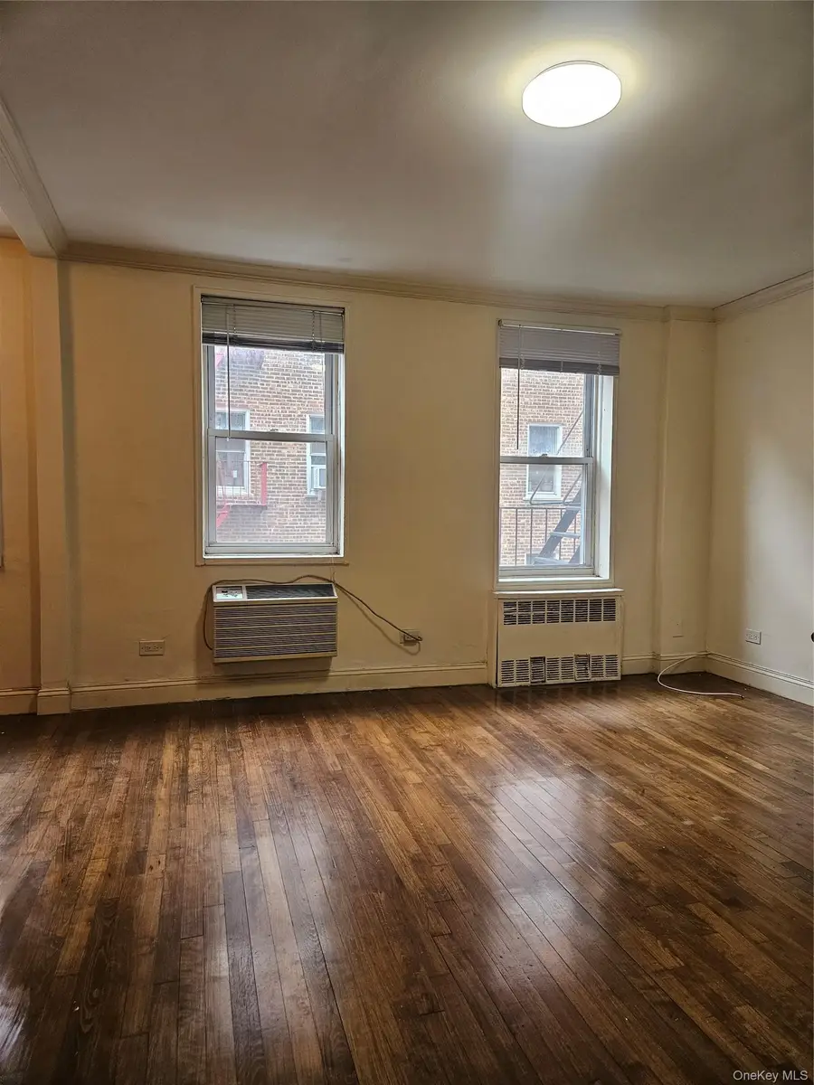 140 35 Beech Ave #4H, Flushing, NY 11355 - #3