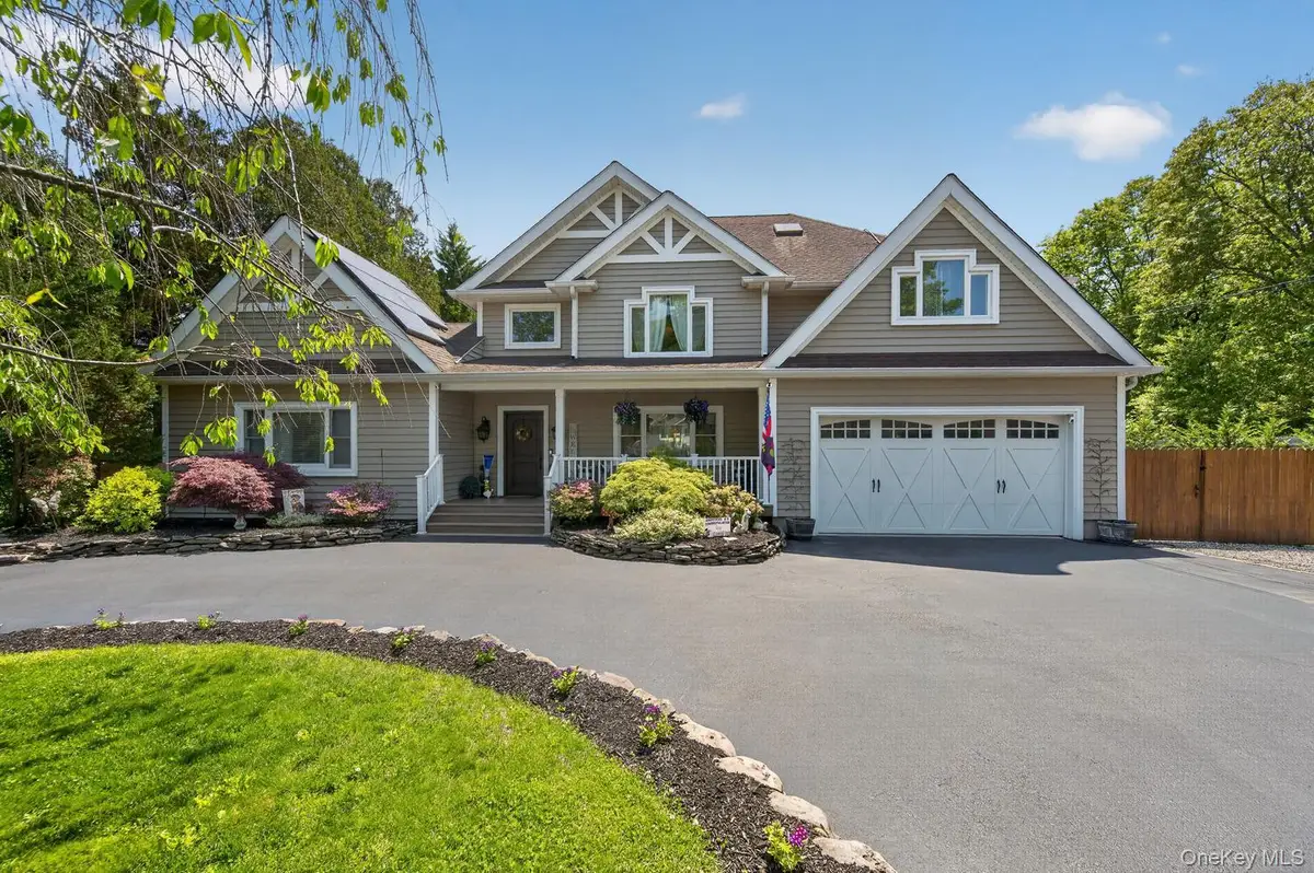 322 Rose Lane, Smithtown, NY 11787 - #1