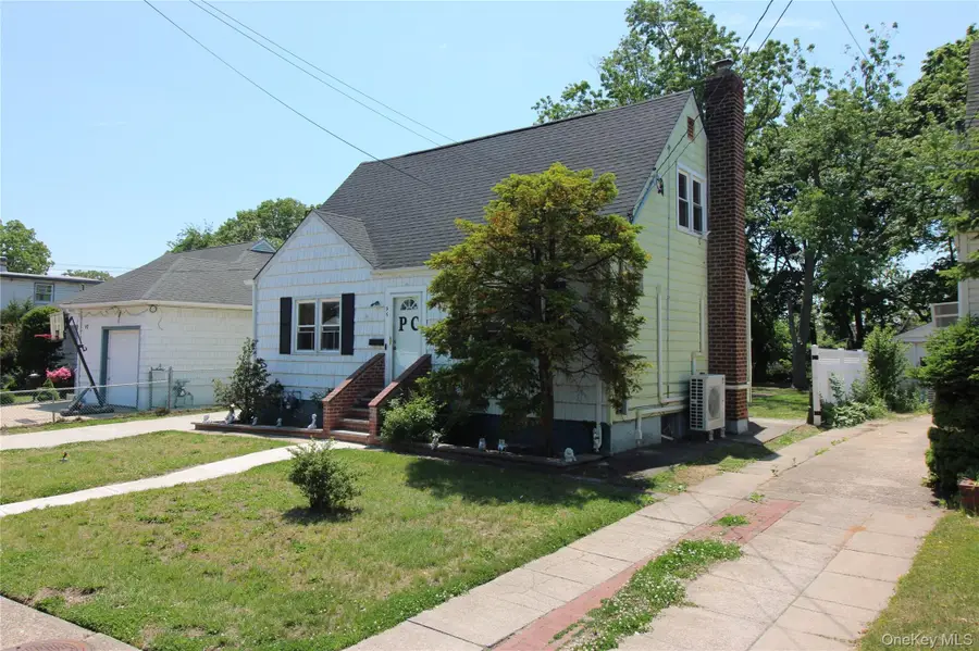 96 Fir Street, Valley Stream, NY 11580 - #3