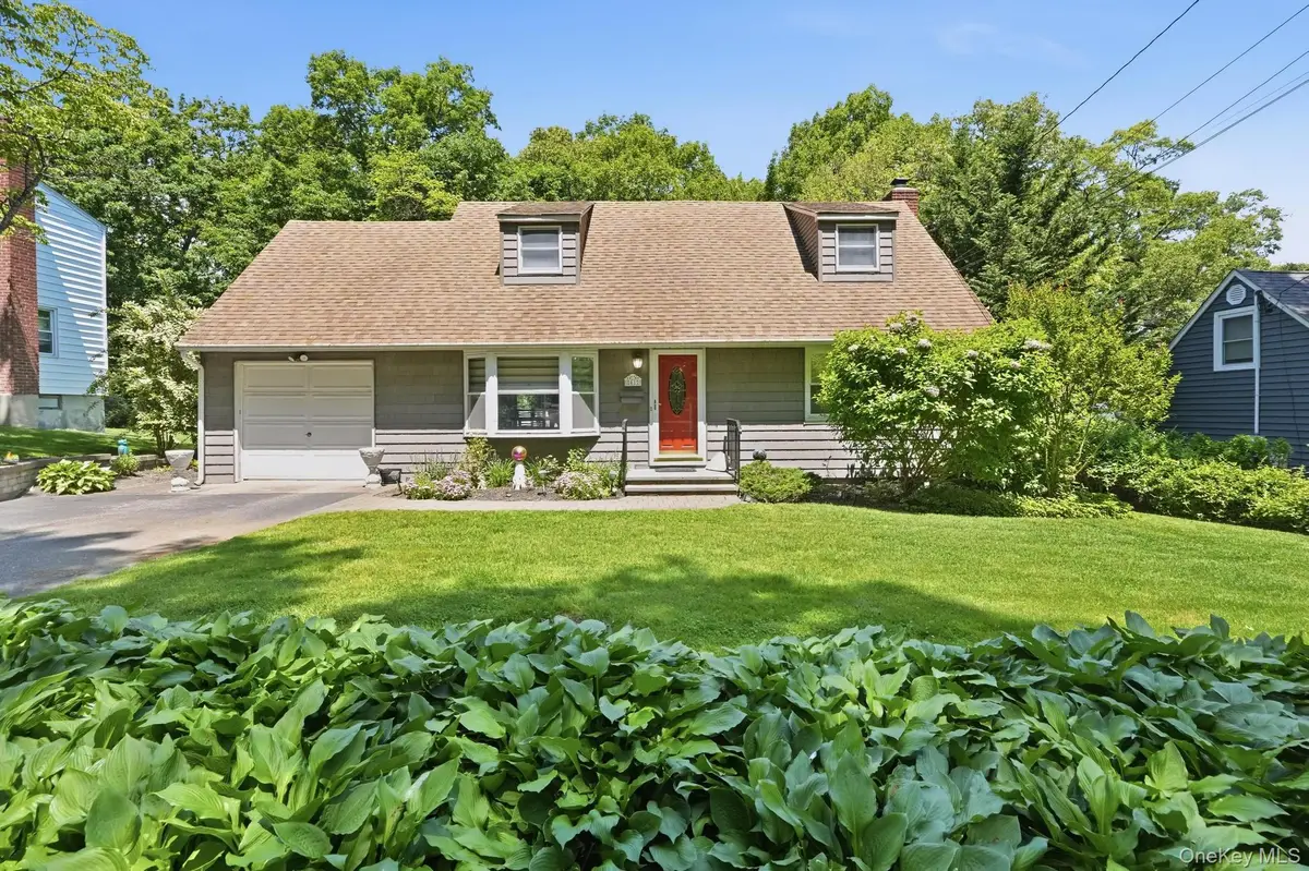 41 Semon Road, Huntington, NY 11743 - #1