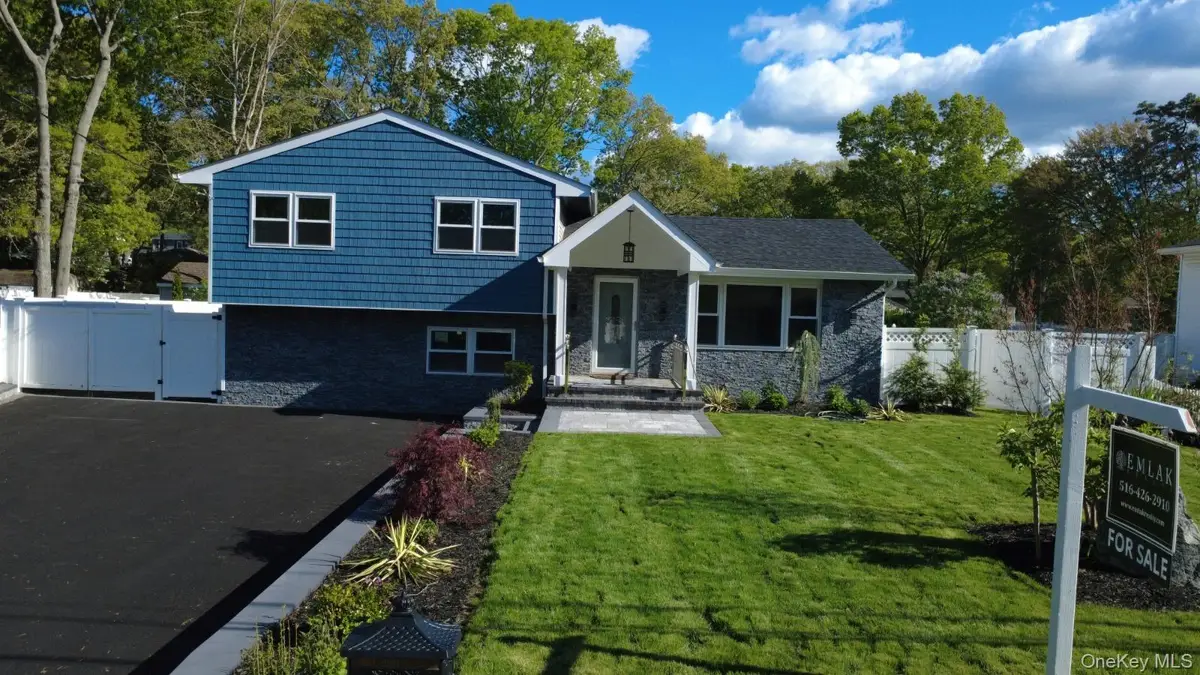 354 Easton Street, Ronkonkoma, NY 11779 - #1