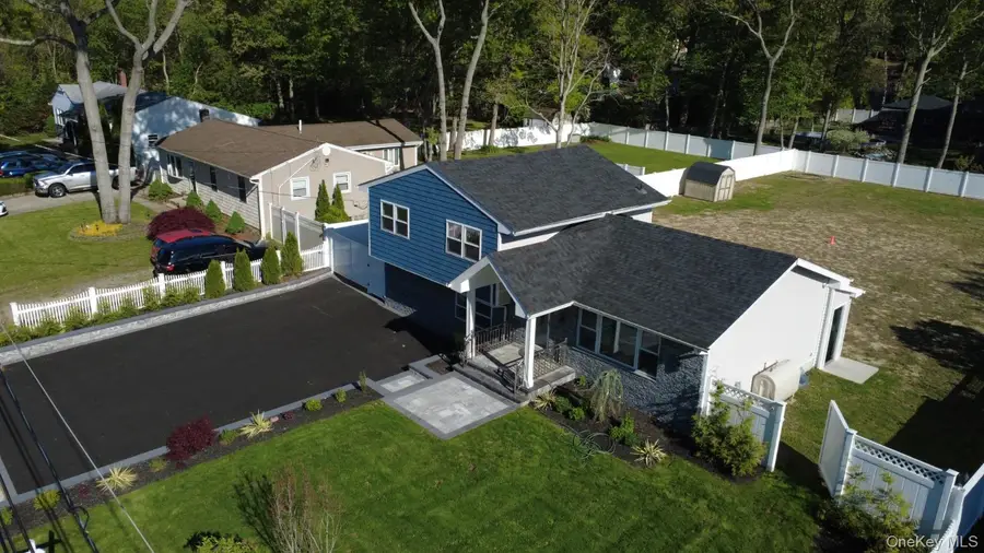 354 Easton Street, Ronkonkoma, NY 11779 - #2