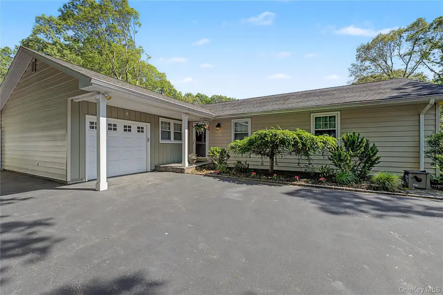 75 Summit Drive, Smithtown, NY 11787 - #3