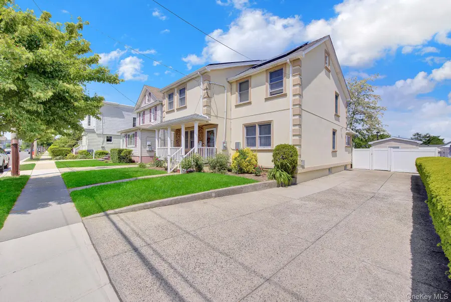 296 Burkhard Avenue, Mineola, NY 11501 - #3