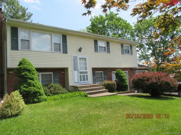 10 Liberty Court, Washingtonville, NY 10992