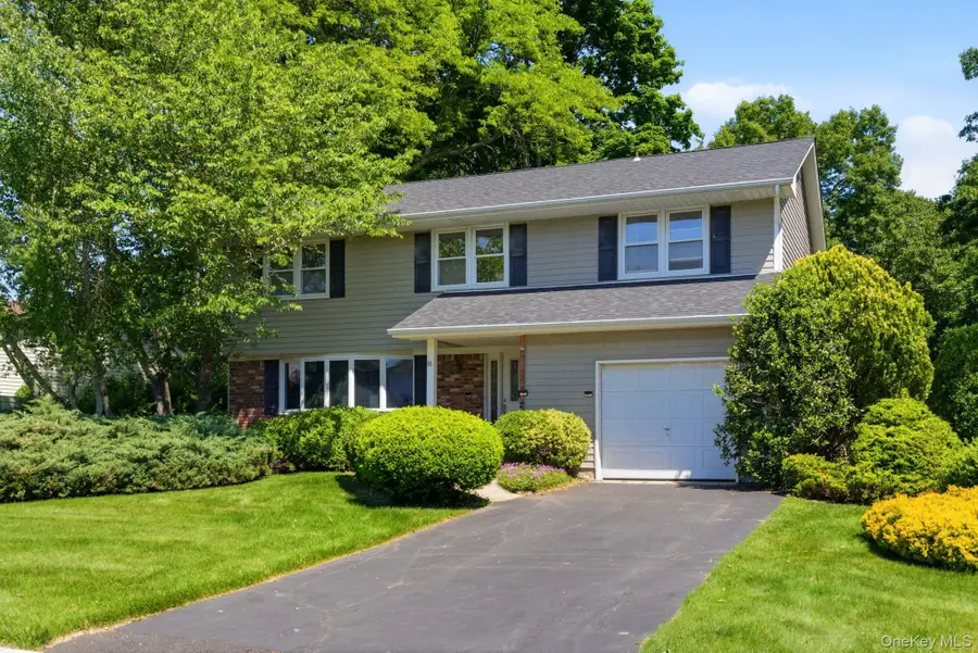 61 Hofstra Drive, Smithtown, NY 11787 - #2