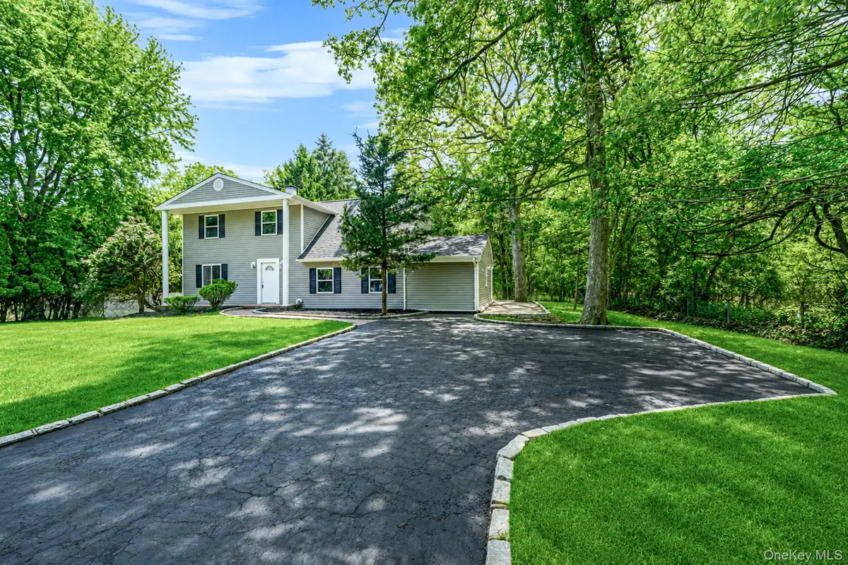 4 Evans Street, Coram, NY 11727 - #1