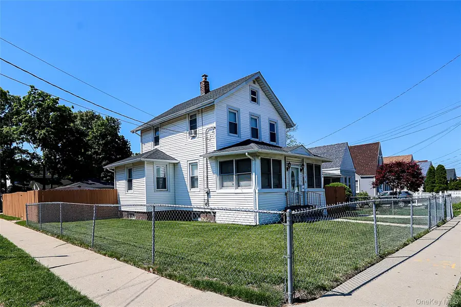 110 E Roosevelt Avenue, Roosevelt, NY 11575 - #2