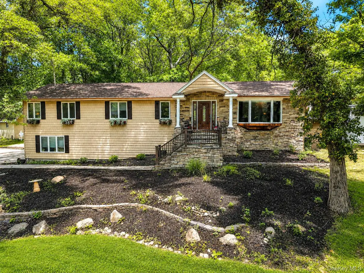 5 Valerie Court, Yaphank, NY 11980 - #1
