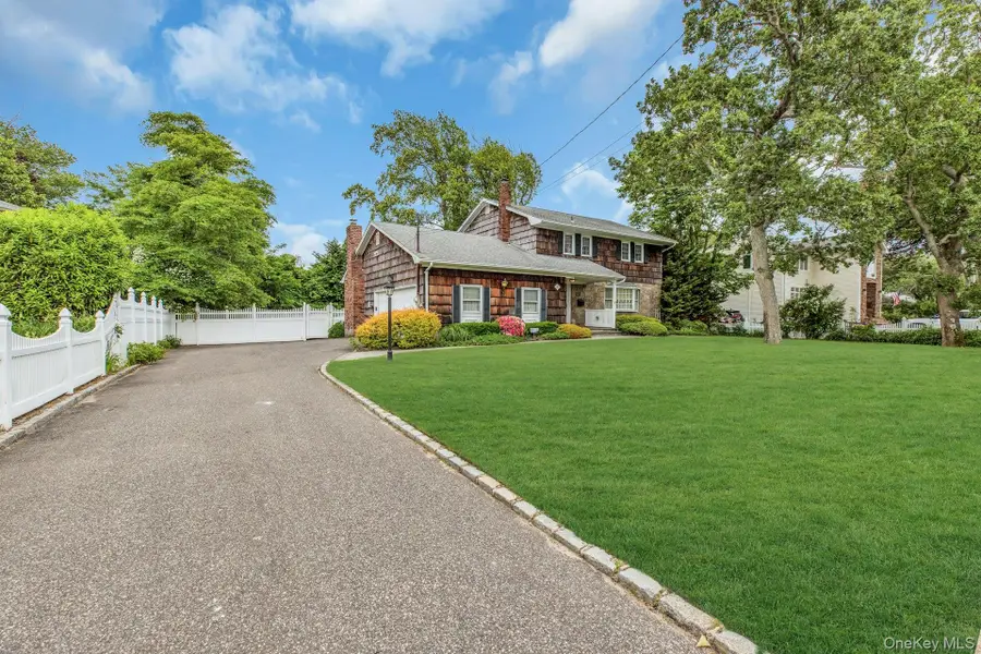 15 Palmer Drive, Sayville, NY 11782 - #3