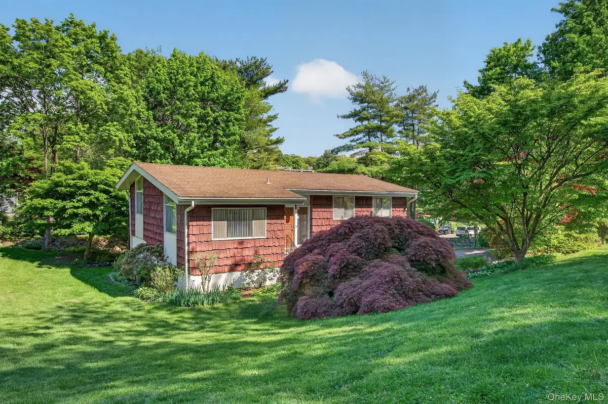 4 Brookdell Drive, Hartsdale, NY 10530 - #1