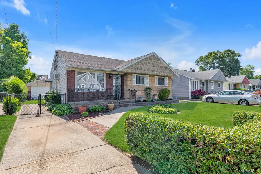 106 Green Avenue, Hempstead, NY 11550 - #2