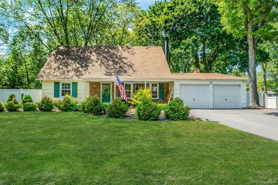 20 Wintergreen Drive, Coram, NY 11727 - #2