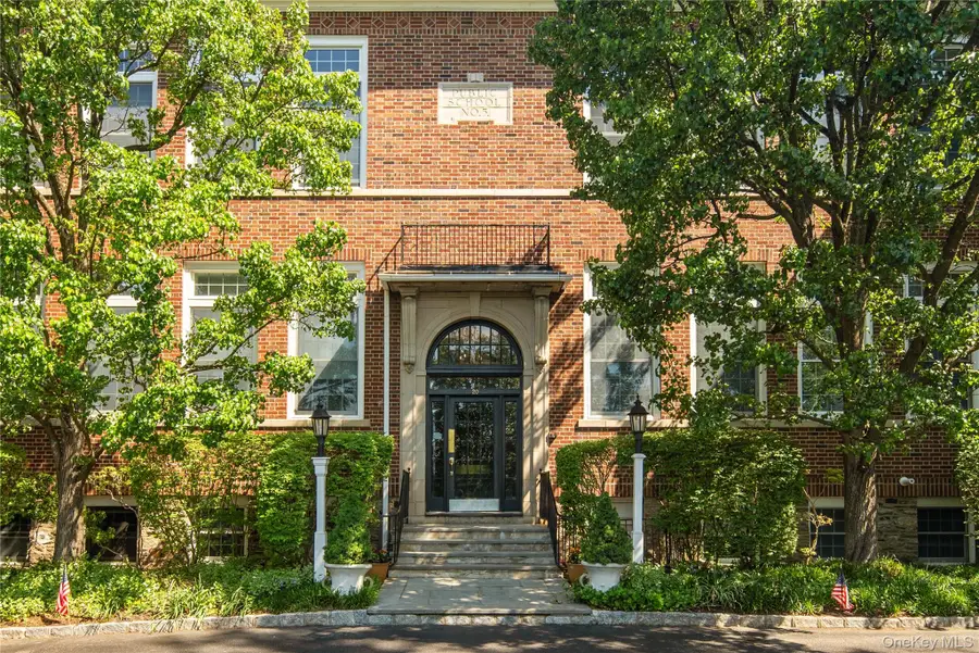 20 Whippoorwill Road E #2J, Armonk, NY 10504 - #2