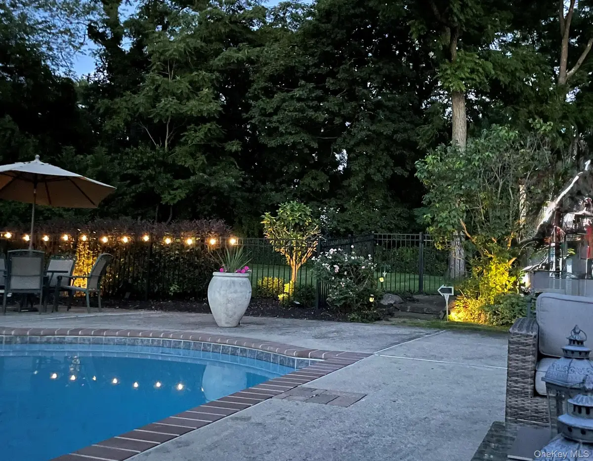 7 Longacre Drive, Huntington, NY 11743 - #1