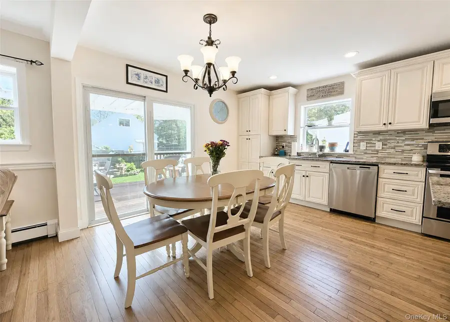 30 Park Avenue, Shirley, NY 11967 - #2
