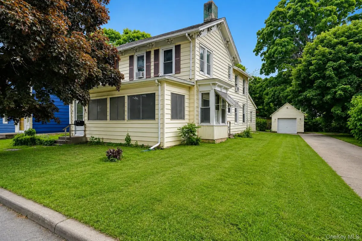 18 W Market Street, Hyde Park, NY 12538 - #1