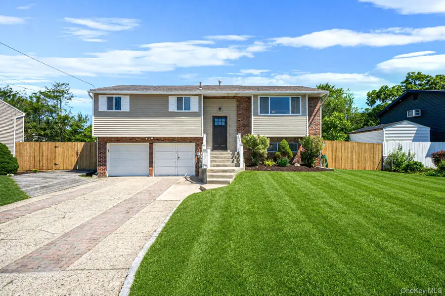 7 Berkeley Avenue, Selden, NY 11784 - #2