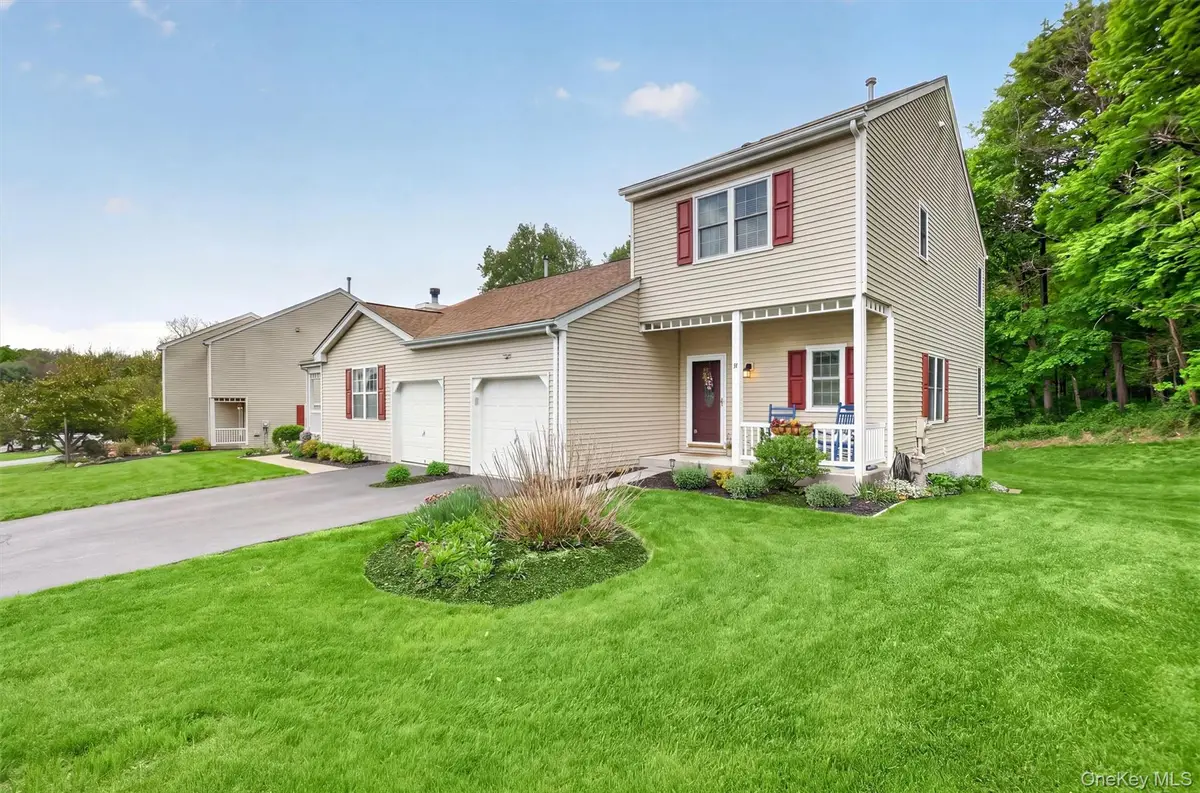 31 Bridgewater Way, Poughkeepsie, NY 12601 - #1