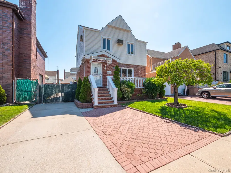 76-11 173rd Street, Fresh Meadows, NY 11366 - #3