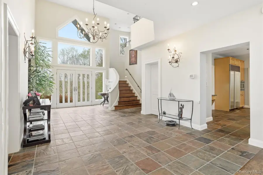 22 Random Farms Circle, Chappaqua, NY 10514 - #2