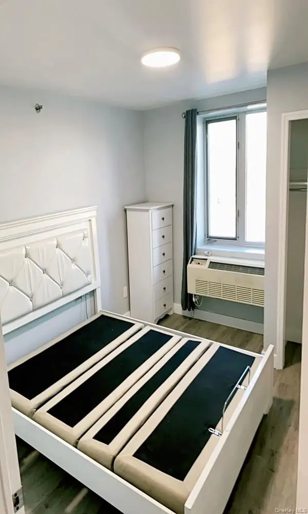 60-70 Woodhaven Boulevard #5D, Elmhurst, NY 11373 - #3