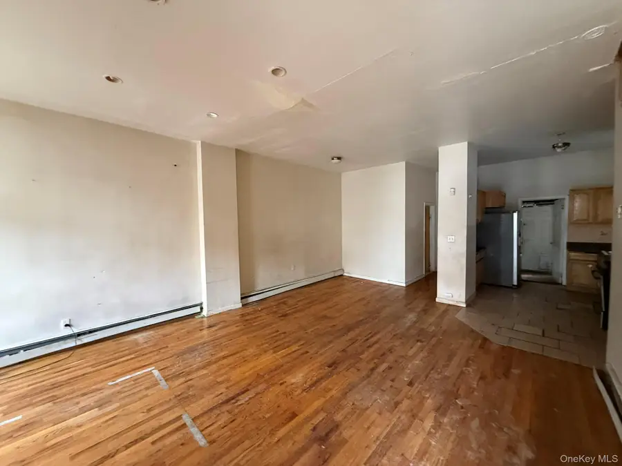 740 E 218th Street, Bronx, NY 10467 - #2