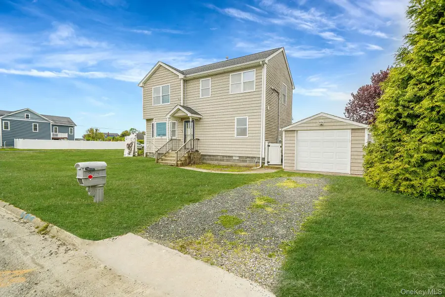 374 Rider Avenue, Patchogue, NY 11772 - #2