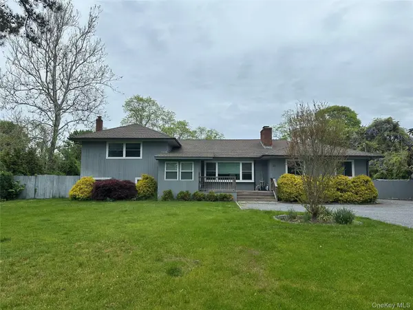 21 Sunset Avenue, East Quogue, NY 11942